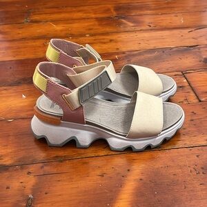 Sorel Sandals - size 9